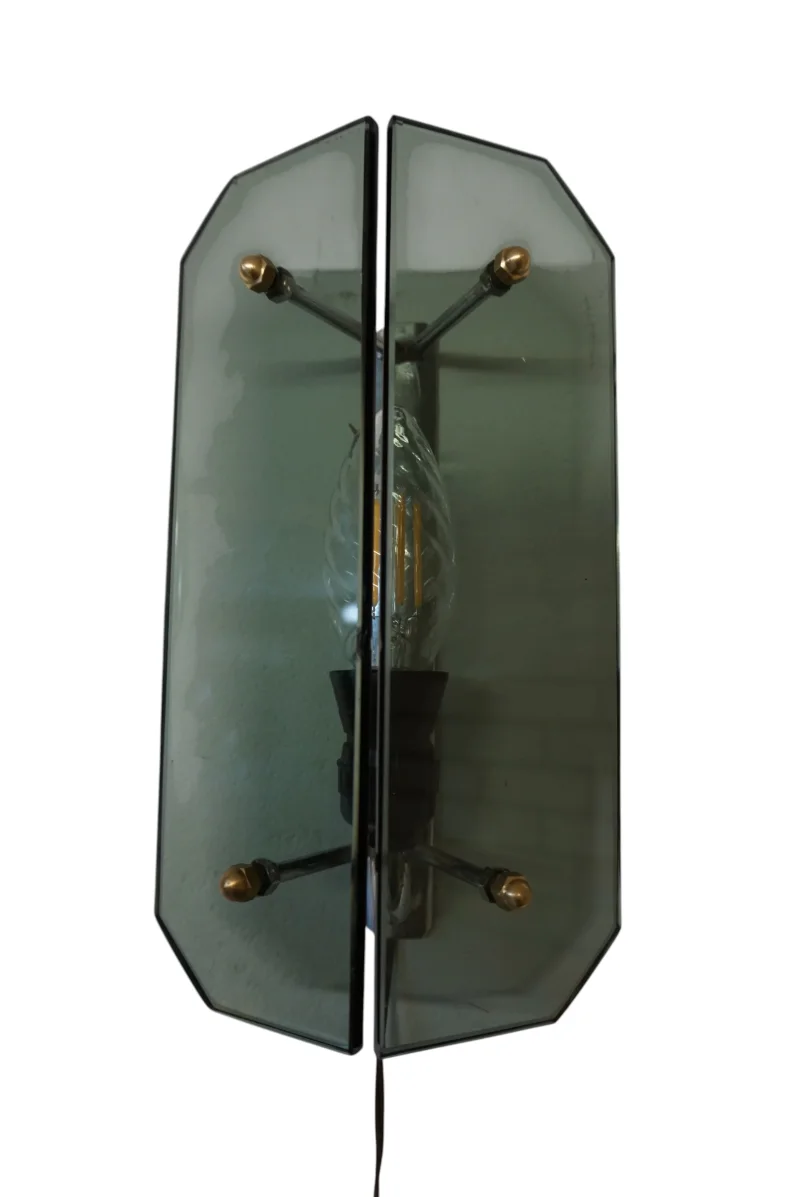 Veca Wandleuchte facettiertes Rauchglas Chrom geometrisch Italien 1970er