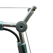 Zweigliedriger Gelenkarm petrolfarben eloxiert Artemide Tolomeo Spannseilsystem