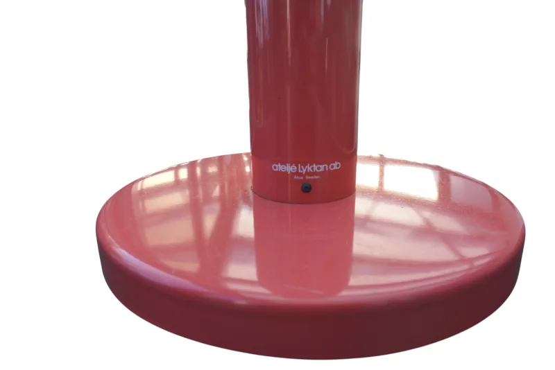 Ateljé Lyktan Skarabé 9936 Vintage Swedish Table Lamp, Rare Salmon Pink
