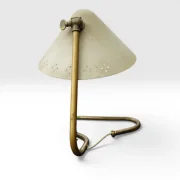 Gnosjö Konstsmide GK14 Vintage Swedish Desk Lamp by Erik Wärnå, Salmon Wrinkle Lacquer