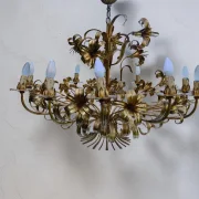 Hans Kögl Lily 12-Light Vintage Florentine Gilt Tole Chandelier