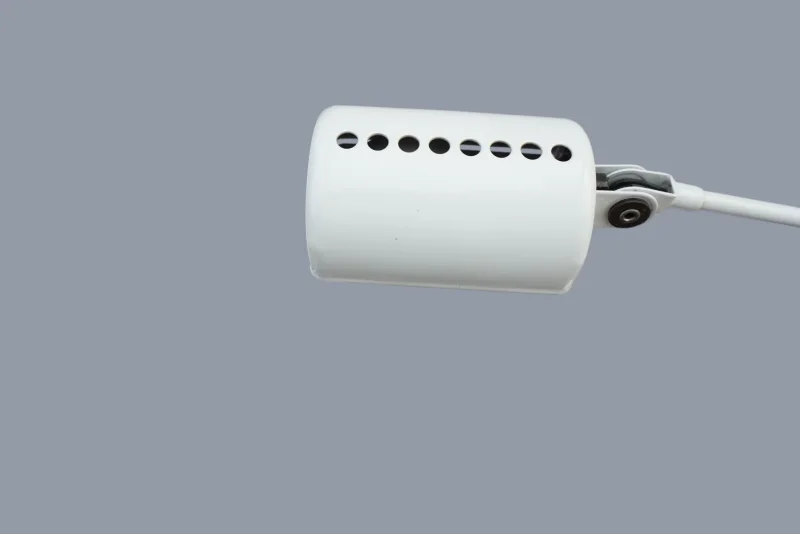 Schwenkbarer Leuchtenkopf Lumina Daphine Halogen Tischleuchte Cimini