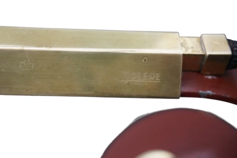 Anlaufspuren Messingdetails Patina Solere Paris Schreibtischlampe vintage